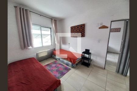 Quarto de apartamento para alugar com 1 quarto, 55m² em Centro, São Vicente
