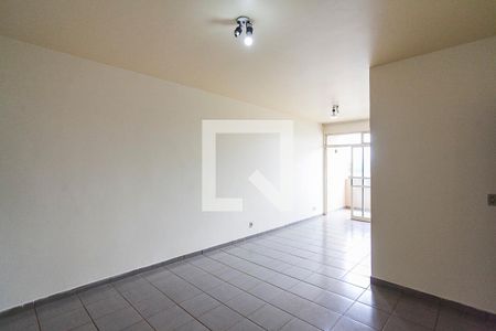 Apartamento para alugar com 3 quartos, 110m² em Martins, Uberlândia