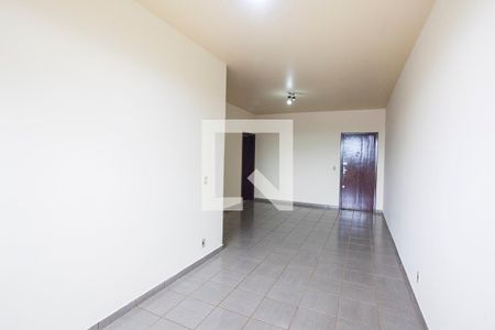 Apartamento para alugar com 3 quartos, 110m² em Martins, Uberlândia