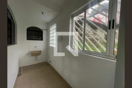 Casa para alugar com 1 quarto, 50m² em Associacao Sobradinho, São Paulo