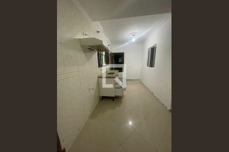 Casa para alugar com 1 quarto, 50m² em Associacao Sobradinho, São Paulo