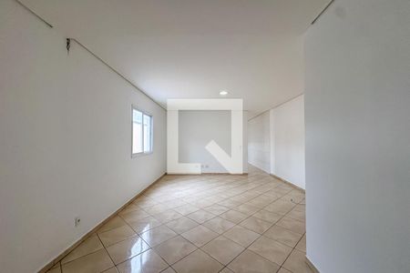 Sala de casa para alugar com 3 quartos, 156m² em Ferrazópolis, São Bernardo do Campo