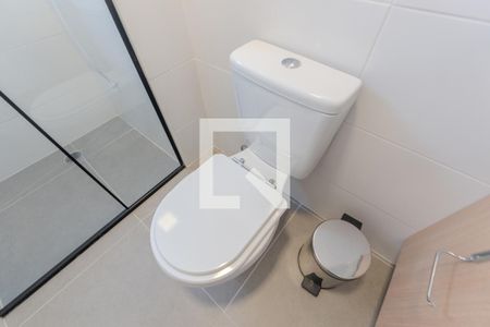 Banheiro de kitnet/studio para alugar com 1 quarto, 26m² em Jardins, São Paulo