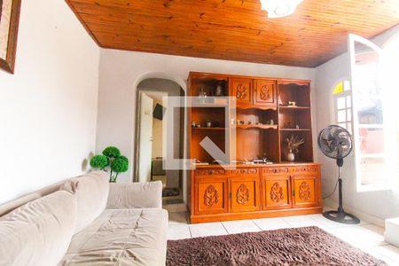 Sala de casa para alugar com 3 quartos, 140m² em Vila Nova Curuca, São Paulo