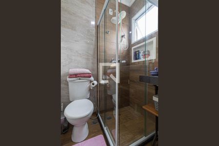 Banheiro Suíte de casa de condomínio para alugar com 3 quartos, 120m² em Jardim Santa Maria, São Paulo