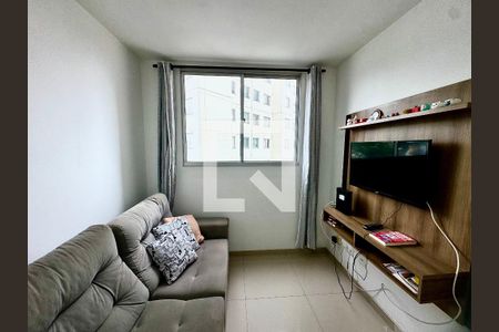 Sala de apartamento à venda com 2 quartos, 44m² em Gopouva, Guarulhos