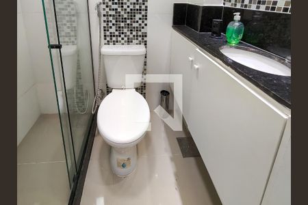 Banheiro do Estúdio de kitnet/studio para alugar com 1 quarto, 18m² em Tijuca, Rio de Janeiro