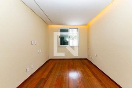 Suíte de apartamento para alugar com 4 quartos, 179m² em Barroca, Belo Horizonte