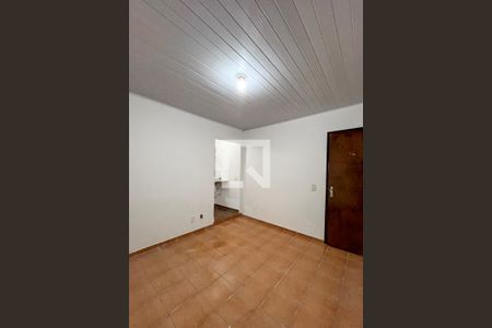 Suite de casa para alugar com 2 quartos, 100m² em Vila das Merces, São Paulo