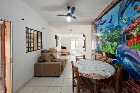 Sala de casa para alugar com 2 quartos, 203m² em Vila Balnearia, Praia Grande