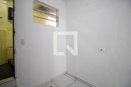 Sala 1 de casa para alugar com 2 quartos, 72m² em Vila Nova Pirajussara, São Paulo