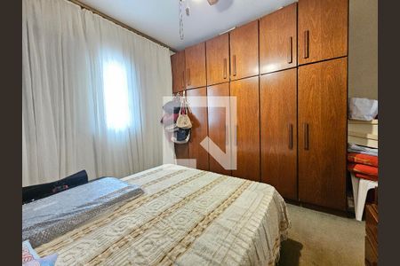 Quarto 1 de casa à venda com 3 quartos, 150m² em Jardim dos Prados, São Paulo