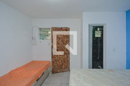 Sala/Quarto de casa para alugar com 1 quarto, 30m² em Cidade Dutra, São Paulo