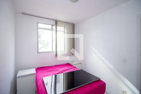 Quarto 1 de apartamento para alugar com 2 quartos, 45m² em Fonte Grande, Contagem