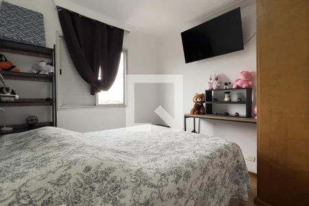 Quarto 1 de apartamento à venda com 2 quartos, 56m² em Jardim Bom Clima, Guarulhos