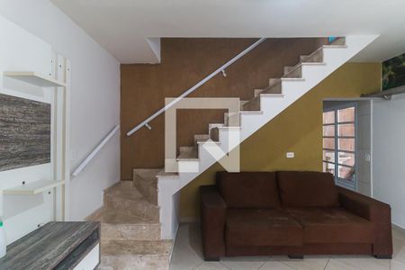 Sala de casa de condomínio para alugar com 2 quartos, 70m² em Jardim Debora, Poá