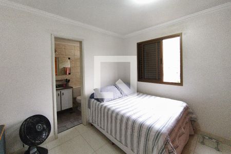 Quarto Suíte de apartamento à venda com 2 quartos, 64m² em Vila Joao Jorge, Campinas