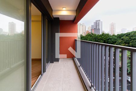 Varanda da Sala/Cozinha de apartamento para alugar com 1 quarto, 32m² em Pompeia, São Paulo