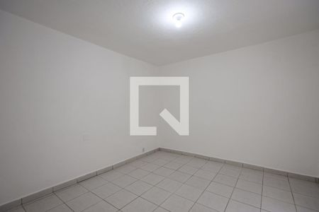 Quarto 1 de casa para alugar com 2 quartos, 40m² em Vila Pirajussara, São Paulo