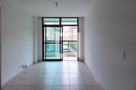 Sala de apartamento para alugar com 2 quartos, 73m² em Cubango, Niterói