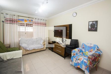 Casa à venda com 3 quartos, 150m² em Jardim Caravelas, São Paulo