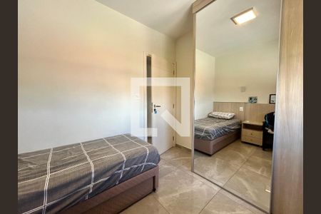 Quarto 2 de apartamento para alugar com 2 quartos, 90m² em Campeche, Florianópolis