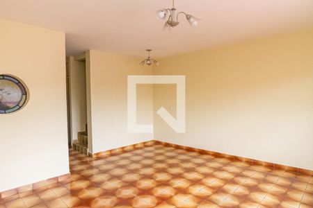 Sala de casa para alugar com 3 quartos, 170m² em Vila Rio Branco, São Paulo