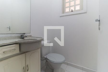Lavabo de casa para alugar com 3 quartos, 130m² em Vila Júlia, Poá