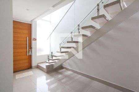 Sala de casa de condomínio para alugar com 3 quartos, 149m² em Granja Marileusa, Uberlândia