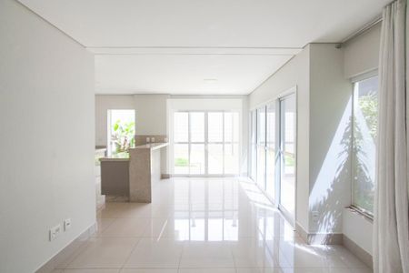 Sala de casa de condomínio para alugar com 3 quartos, 149m² em Granja Marileusa, Uberlândia