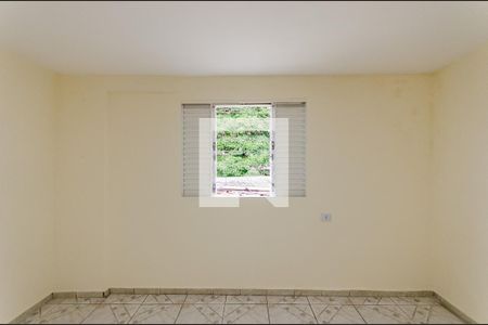 Quarto 1 de casa para alugar com 2 quartos, 50m² em Jardim Mutinga, São Paulo