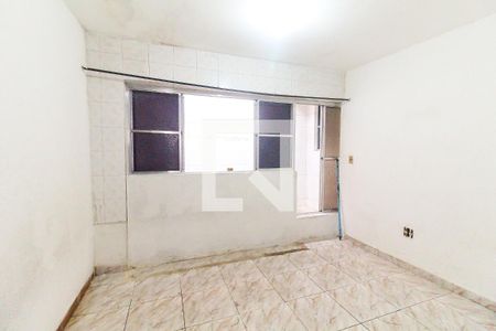 Quarto 2 de casa para alugar com 2 quartos, 84m² em Vila Carmosina, São Paulo