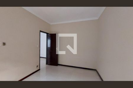 Quarto 1 de casa para alugar com 3 quartos, 135m² em Nova América, Nova Iguaçu