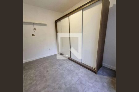 Quarto de casa para alugar com 7 quartos, 599m² em Todos Os Santos, Rio de Janeiro