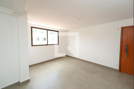 Sala de apartamento para alugar com 3 quartos, 80m² em Tirol, Contagem