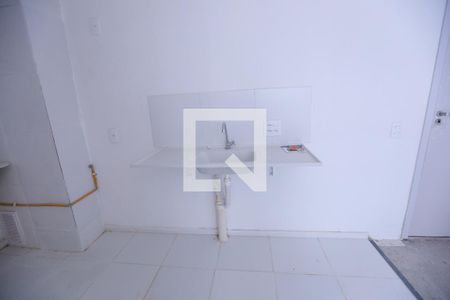 Sala/Cozinha de apartamento para alugar com 2 quartos, 32m² em Vila Pereira Cerca, São Paulo