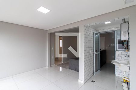 Varanda de apartamento à venda com 2 quartos, 54m² em Vila Galvão, Guarulhos