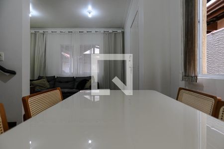 Sala de casa de condomínio para alugar com 2 quartos, 75m² em Jardim Juliana, Mogi das Cruzes