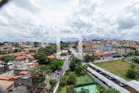 Vista da varanda da sala de apartamento para alugar com 3 quartos, 68m² em Serrano, Belo Horizonte