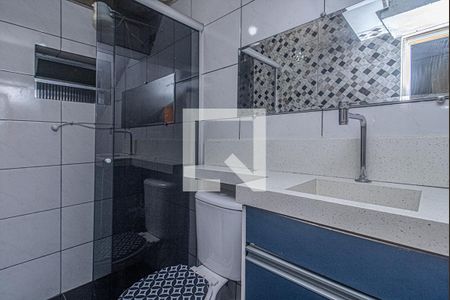 lavabo_1 de casa para alugar com 3 quartos, 60m² em Parque Bristol, São Paulo