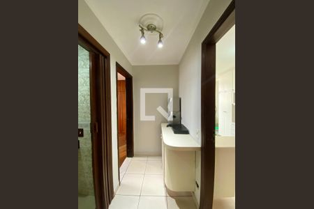 Corredor de apartamento à venda com 2 quartos, 55m² em Vila Guilherme, São Paulo