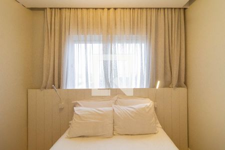 Suíte de apartamento para alugar com 2 quartos, 96m² em Vila Anastácio, São Paulo