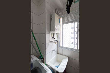 Cozinha e Área de Serviço de apartamento para alugar com 2 quartos, 42m² em Jardim Nossa Senhora do Carmo, São Paulo