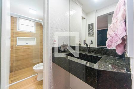 Banheiro de apartamento para alugar com 2 quartos, 55m² em Jardim Alvorada, Santo André