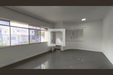Sala de casa para alugar com 3 quartos, 170m² em Vila São José, São Paulo