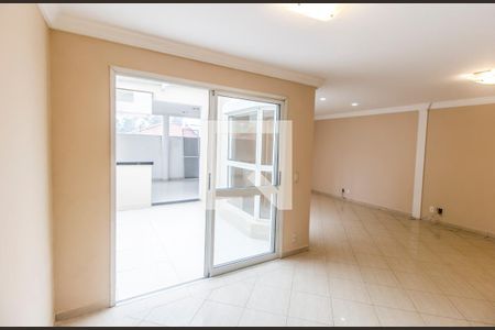 Sala de casa de condomínio para alugar com 3 quartos, 180m² em Tamboré, Santana de Parnaíba