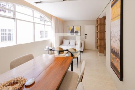 Sala de apartamento para alugar com 3 quartos, 110m² em Santa Lúcia, Belo Horizonte