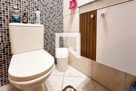 Banheiro de casa à venda com 3 quartos, 187m² em Vila Alvinopolis, São Bernardo do Campo