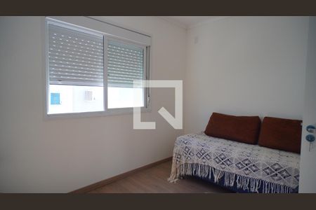 Quarto 2 de casa para alugar com 2 quartos, 60m² em Campo Novo, Porto Alegre