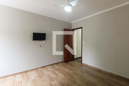 Suíte 1 de casa para alugar com 3 quartos, 135m² em Vila Esperança, São Paulo